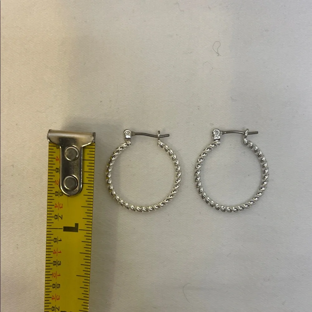 Avon Vintage Silver Twisted Hoop Earrings NWT